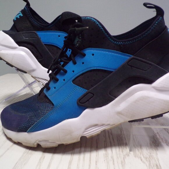 Size 10.5 - Nike Air Huarache Run Black/Blue Ultra - Picture 1 of 10